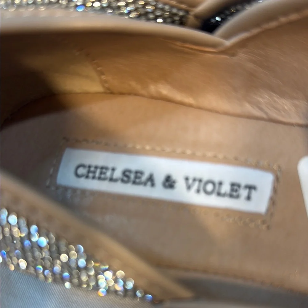 Chelsea & Violet, Silver Bling Shoes, Flats, Sz 7, Rhinestone Crystals, Shiny - Picture 2 of 11